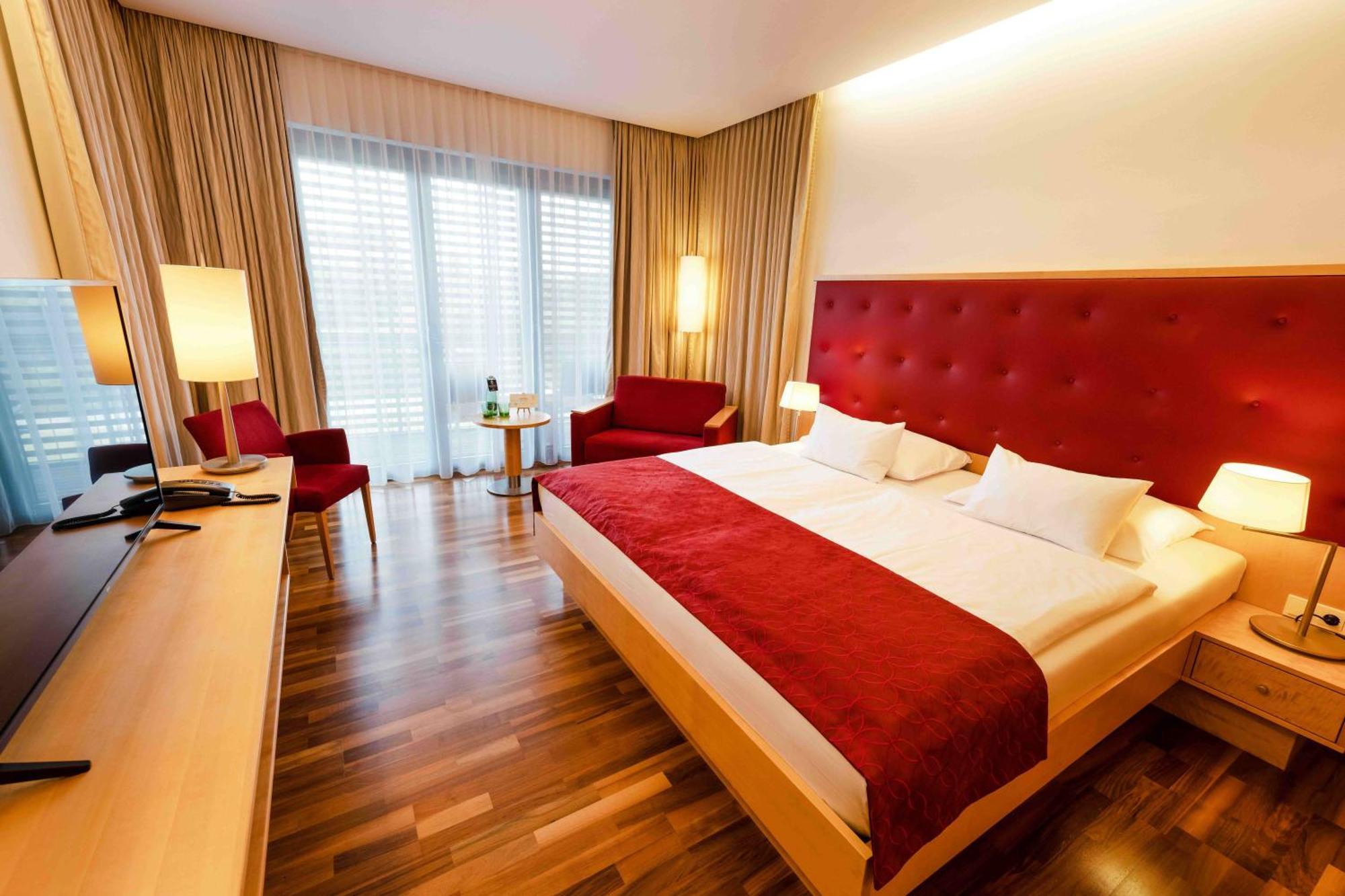 Therme Laa - Hotel & Silent Spa Laa an der Thaya Dış mekan fotoğraf